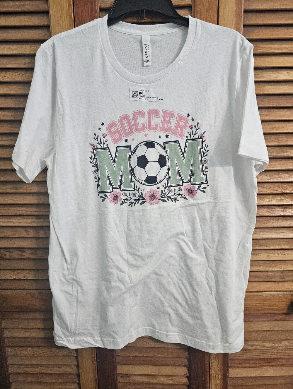 Soccer Mom T-Shirt White Pink Green Floral Size Large NWT